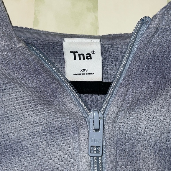 TNA Tie-Dye Cropped Zip-Up Hoodie - Picture 2 of 3